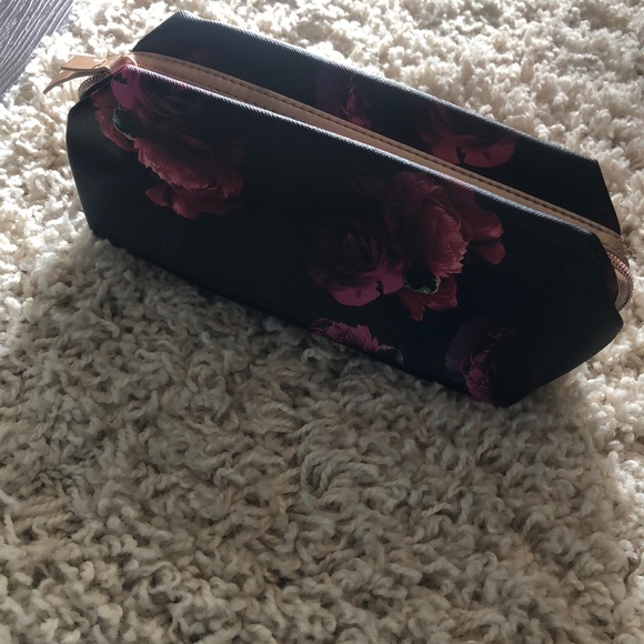 Handbags - MAKEUP BAG